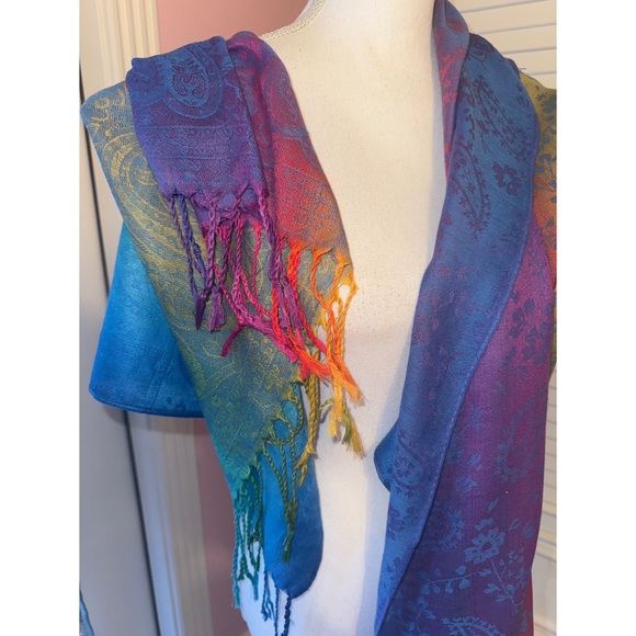 Rainbow Wrap/Scarf - Picture 4 of 6